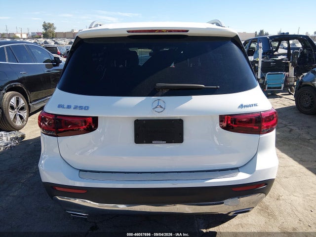 W1N4M4HB3NW245780 Mercedes-Benz Glb 250 4matic