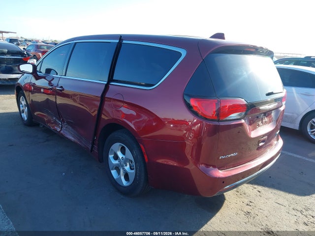 Aukcja sprzedaży 2018 Chrysler Pacifica Hybrid Touring Plus, vin: 2C4RC1H77JR126904, numer aukcji: 46057706