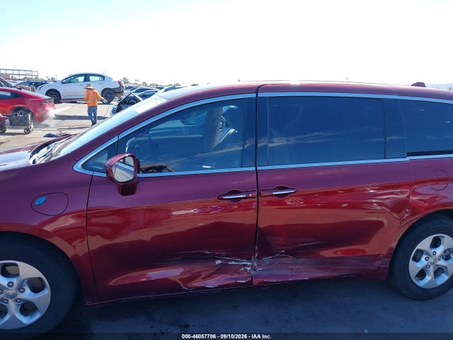 Aukcja sprzedaży 2018 Chrysler Pacifica Hybrid Touring Plus, vin: 2C4RC1H77JR126904, numer aukcji: 46057706