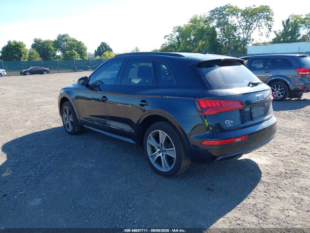 WA1BNAFY7K2111322 Audi Q5 45 Premium