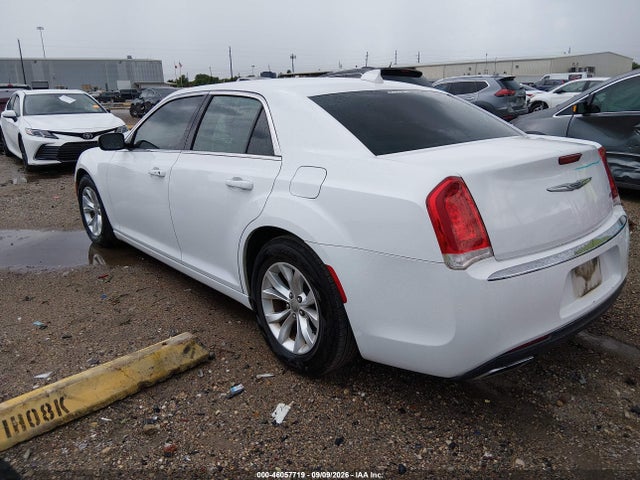 Aukcja sprzedaży 2015 Chrysler 300 Limited, vin: 2C3CCAAG4FH893840, numer aukcji: 46057719