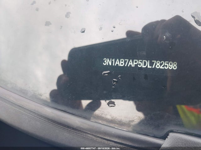 Продажа на аукционе авто 2013 Nissan Sentra Sr, vin: 3N1AB7AP5DL782598, номер лота: 46057747