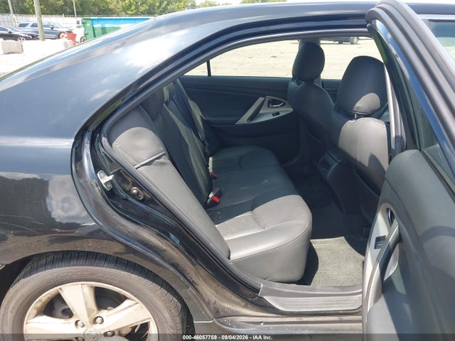 46057759 :رقم المزاد ، 4T1BF3EK7BU711933 vin ، 2011 Toyota Camry Se مزاد بيع
