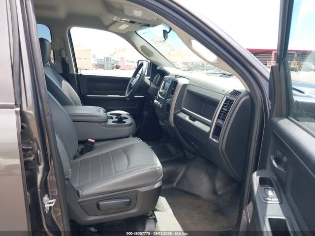 46057775 :رقم المزاد ، 1C6RR6KG9JS317184 vin ، 2018 Ram 1500 Tradesman  4x2 5'7 Box مزاد بيع