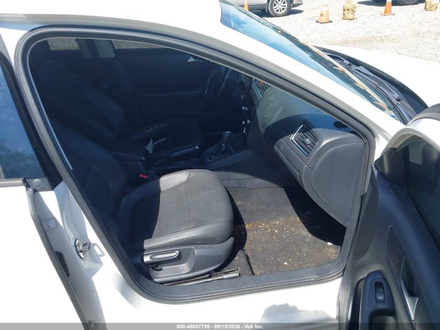 2012 Volkswagen Jetta 2.5l Se მანქანა იყიდება აუქციონზე, vin: 3VWDX7AJXCM388513, აუქციონის ნომერი: 46057799