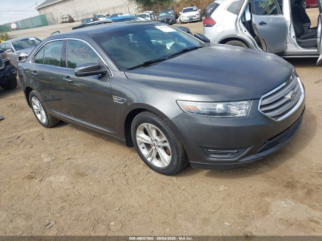 46057800 :رقم المزاد ، 1FAHP2E83FG181898 vin ، 2015 Ford Taurus Sel مزاد بيع