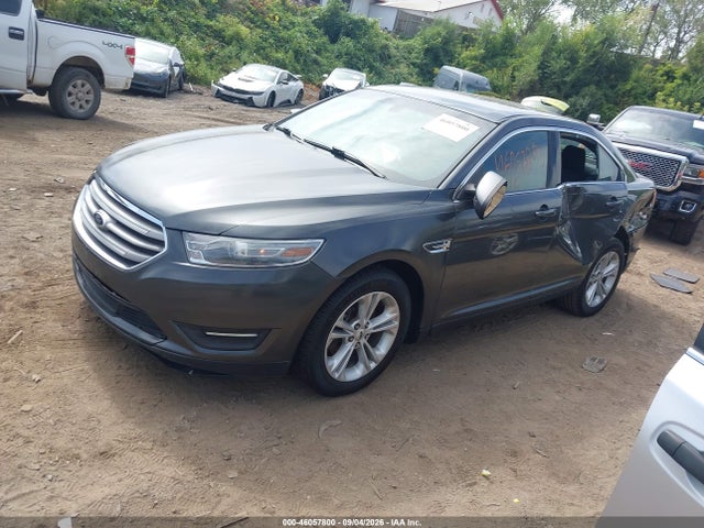 46057800 :رقم المزاد ، 1FAHP2E83FG181898 vin ، 2015 Ford Taurus Sel مزاد بيع