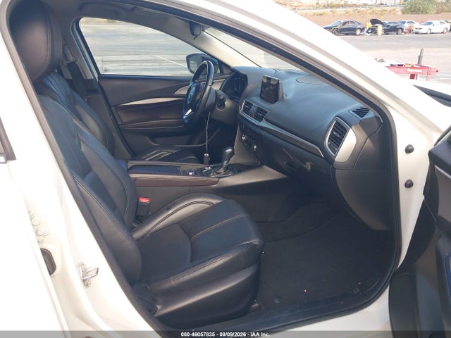Mazda Mazda3 Touring 2017 JM1BN1V72H1119289 Image 5