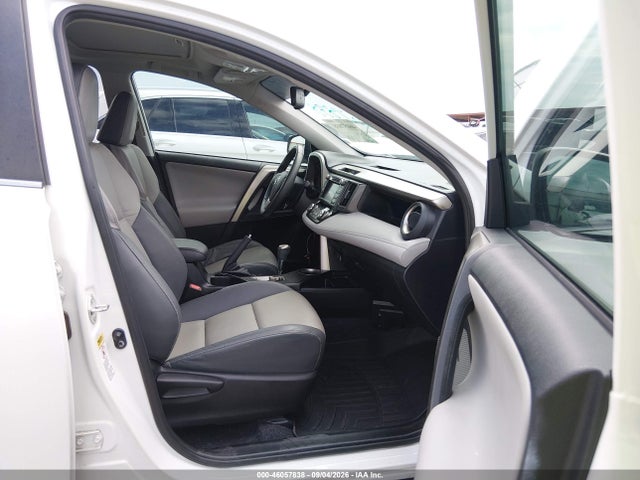 2015 Toyota Rav4 Limited მანქანა იყიდება აუქციონზე, vin: 2T3YFREV9FW151322, აუქციონის ნომერი: 46057838