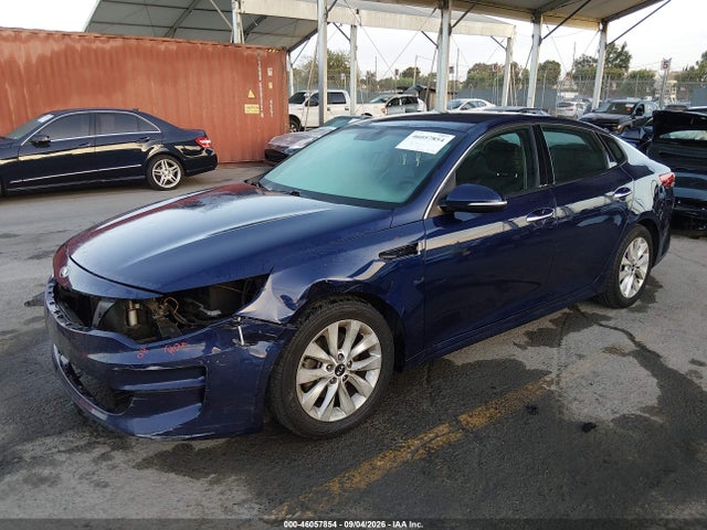 KIA OPTIMA EX 2017 5XXGU4L31HG158342 Image 2