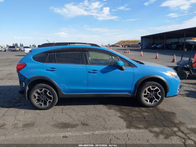 Subaru Crosstrek 2.0i Premium 2017 JF2GPABC7HH257579 Image 14