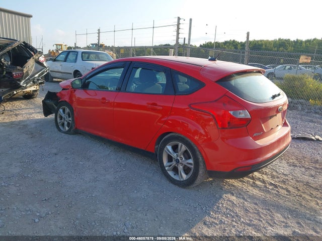 Ford FOCUS SE 2014 1FADP3K22EL265074 Image 3