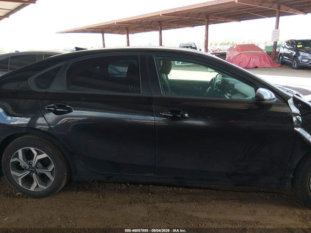 KIA Forte Lxs 2021 3KPF24AD3ME396841 Image 13