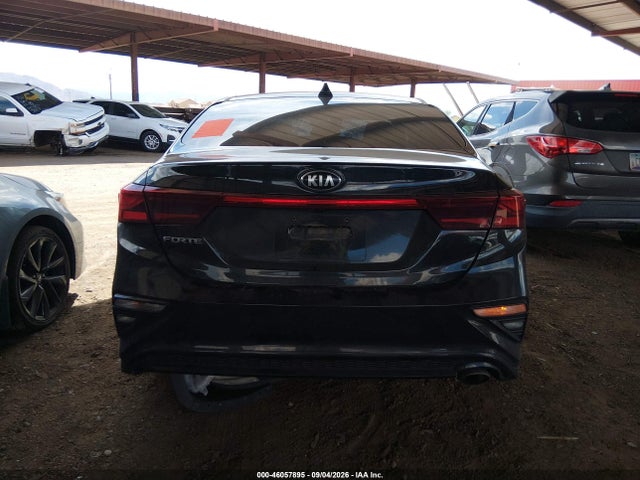 KIA Forte Lxs 2021 3KPF24AD3ME396841 Image 16