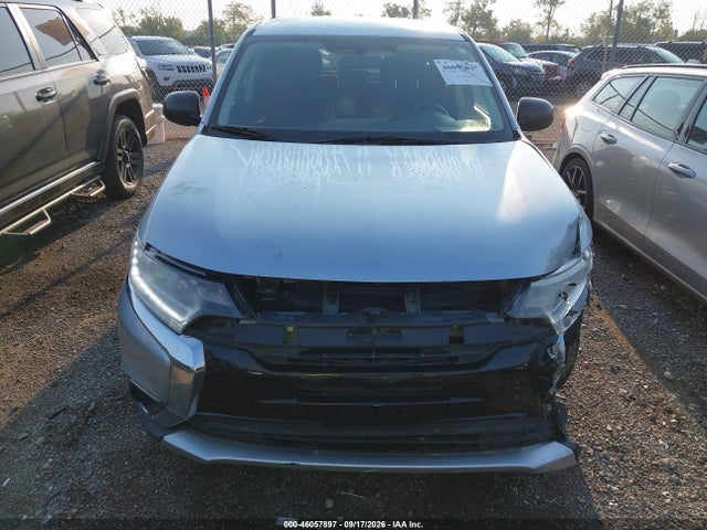 2017 Mitsubishi Outlander Es მანქანა იყიდება აუქციონზე, vin: JA4AZ2A37HZ064424, აუქციონის ნომერი: 46057897