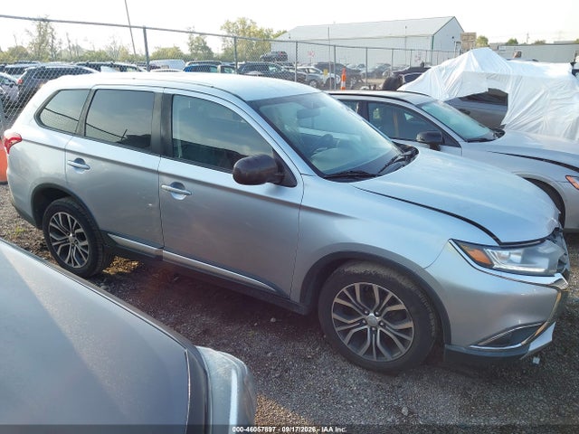 2017 Mitsubishi Outlander Es მანქანა იყიდება აუქციონზე, vin: JA4AZ2A37HZ064424, აუქციონის ნომერი: 46057897