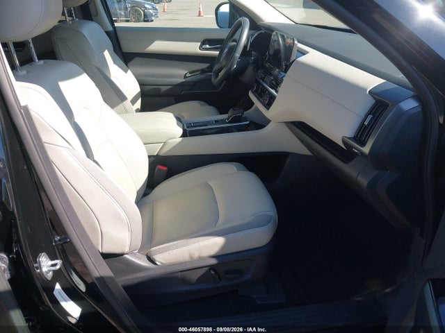 Продажа на аукционе авто 2022 Nissan Pathfinder Sl 2wd, vin: 5N1DR3CAXNC246259, номер лота: 46057898
