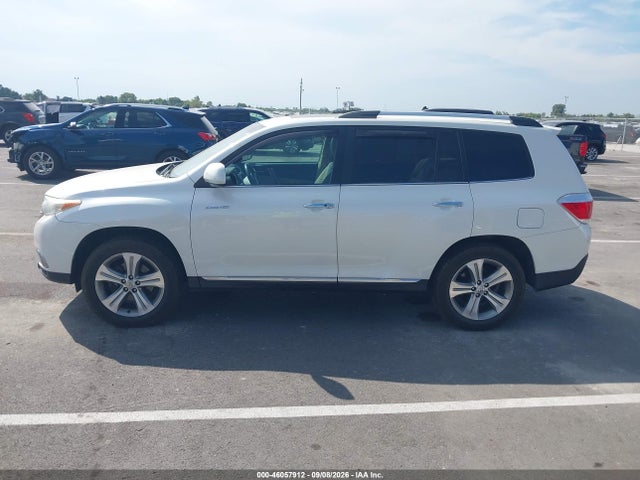 2011 Toyota Highlander Limited V6 მანქანა იყიდება აუქციონზე, vin: 5TDDK3EH4BS079751, აუქციონის ნომერი: 46057912