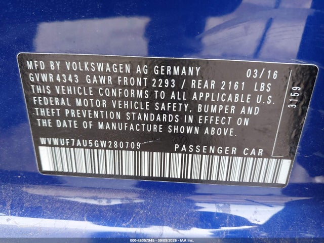 2016 Volkswagen Golf R 4-door მანქანა იყიდება აუქციონზე, vin: WVWUF7AU5GW280709, აუქციონის ნომერი: 46057945