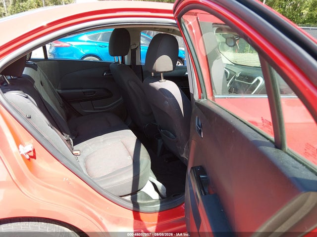2018 Chevrolet Sonic Lt Auto მანქანა იყიდება აუქციონზე, vin: 1G1JD5SH1J4116464, აუქციონის ნომერი: 46057957