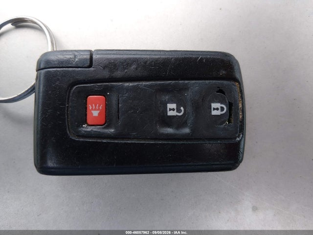 2005 Toyota Prius მანქანა იყიდება აუქციონზე, vin: JTDKB20U657049252, აუქციონის ნომერი: 46057962