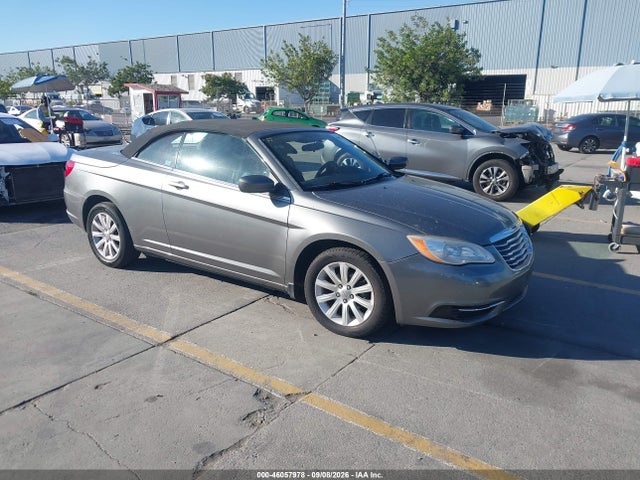 Продаж на аукціоні авто 2012 Chrysler 200 Touring, vin: 1C3BCBEB3CN218726, номер лоту: 46057978