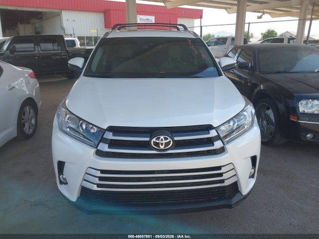 2018 Toyota Highlander Limited მანქანა იყიდება აუქციონზე, vin: 5TDDZRFH0JS865185, აუქციონის ნომერი: 46057981