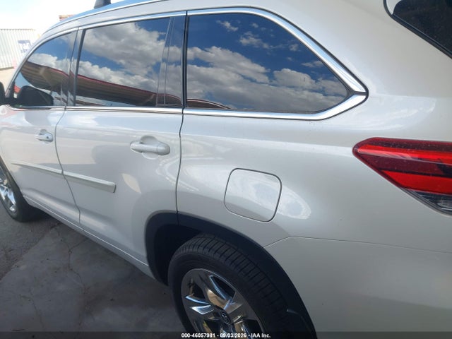 2018 Toyota Highlander Limited მანქანა იყიდება აუქციონზე, vin: 5TDDZRFH0JS865185, აუქციონის ნომერი: 46057981