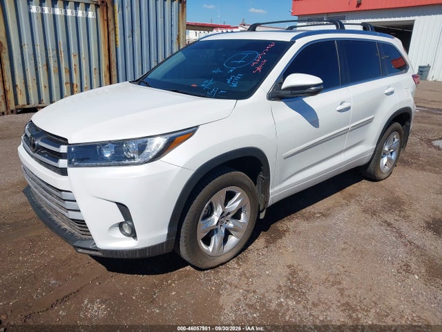 2018 Toyota Highlander Limited მანქანა იყიდება აუქციონზე, vin: 5TDDZRFH0JS865185, აუქციონის ნომერი: 46057981