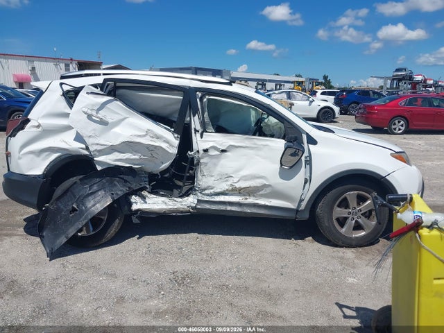 46058003 :رقم المزاد ، JTMRFREV8FD138630 vin ، 2015 Toyota Rav4 Xle مزاد بيع