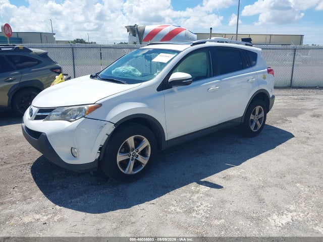 46058003 :رقم المزاد ، JTMRFREV8FD138630 vin ، 2015 Toyota Rav4 Xle مزاد بيع