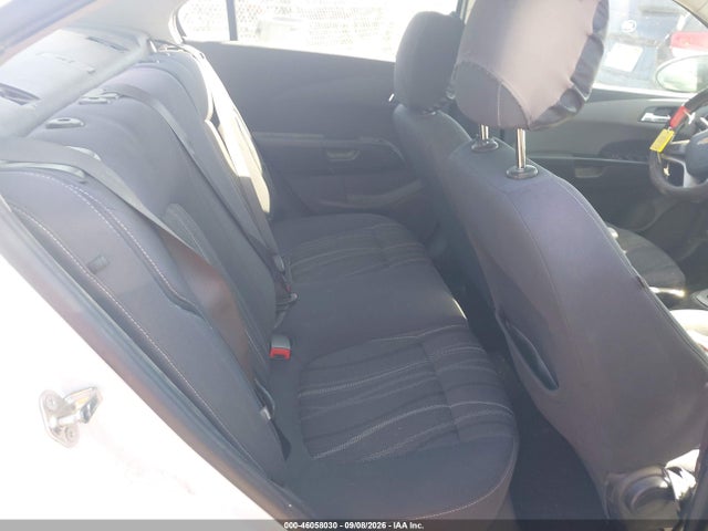 Chevrolet Sonic Lt Auto 2016 1G1JC5SG9G4163695 Image 8
