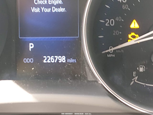 46058051 :رقم المزاد ، NMTKHMBX3JR019402 vin ، 2018 Toyota C-hr Xle Premium مزاد بيع