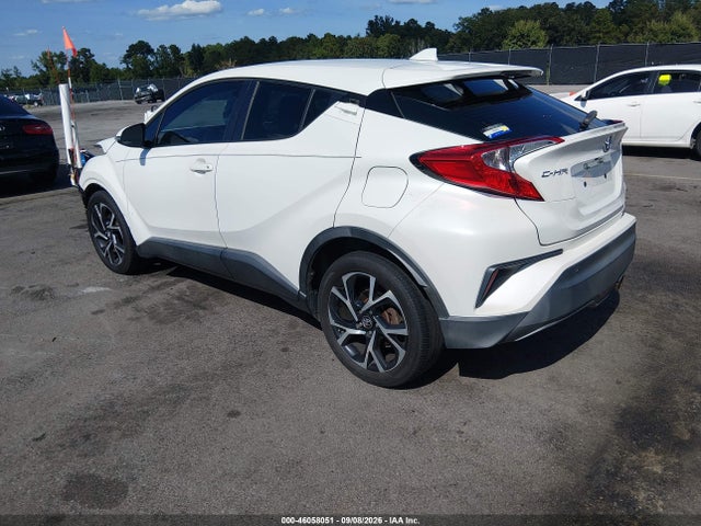 46058051 :رقم المزاد ، NMTKHMBX3JR019402 vin ، 2018 Toyota C-hr Xle Premium مزاد بيع