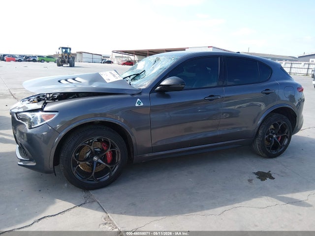 46058071 :رقم المزاد ، ZASPAKEV1M7D14093 vin ، 2021 Alfa Romeo Stelvio Quadrifoglio Awd مزاد بيع