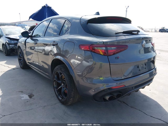 46058071 :رقم المزاد ، ZASPAKEV1M7D14093 vin ، 2021 Alfa Romeo Stelvio Quadrifoglio Awd مزاد بيع