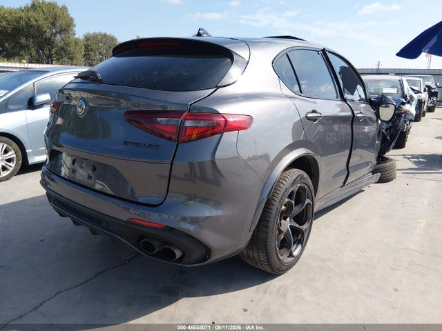 46058071 :رقم المزاد ، ZASPAKEV1M7D14093 vin ، 2021 Alfa Romeo Stelvio Quadrifoglio Awd مزاد بيع
