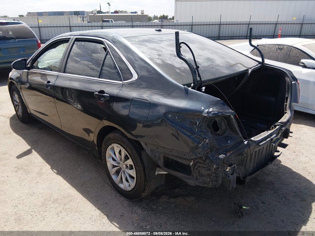 2017 Toyota Camry Hybrid Le მანქანა იყიდება აუქციონზე, vin: 4T1BD1FK6HU212171, აუქციონის ნომერი: 46058072