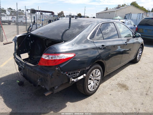 2017 Toyota Camry Hybrid Le მანქანა იყიდება აუქციონზე, vin: 4T1BD1FK6HU212171, აუქციონის ნომერი: 46058072