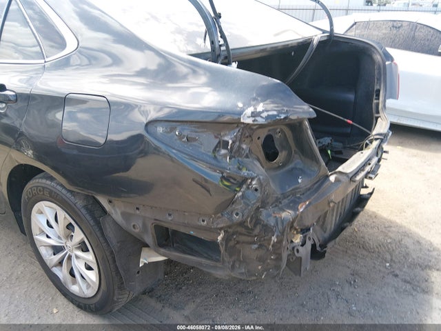 2017 Toyota Camry Hybrid Le მანქანა იყიდება აუქციონზე, vin: 4T1BD1FK6HU212171, აუქციონის ნომერი: 46058072