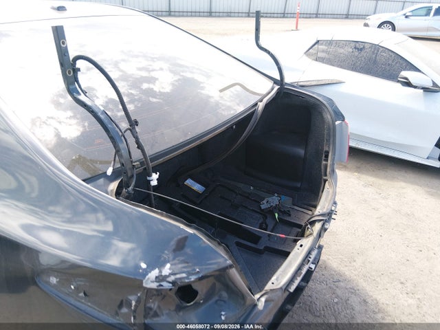 2017 Toyota Camry Hybrid Le მანქანა იყიდება აუქციონზე, vin: 4T1BD1FK6HU212171, აუქციონის ნომერი: 46058072