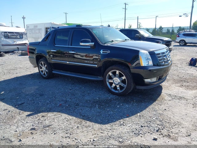 Продажа на аукционе авто 2011 Cadillac Escalade Ext Luxury, vin: 3GYT4MEF4BG279063, номер лота: 46058090