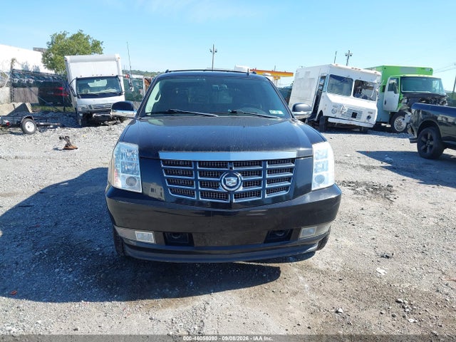 2011 Cadillac Escalade Ext Luxury მანქანა იყიდება აუქციონზე, vin: 3GYT4MEF4BG279063, აუქციონის ნომერი: 46058090