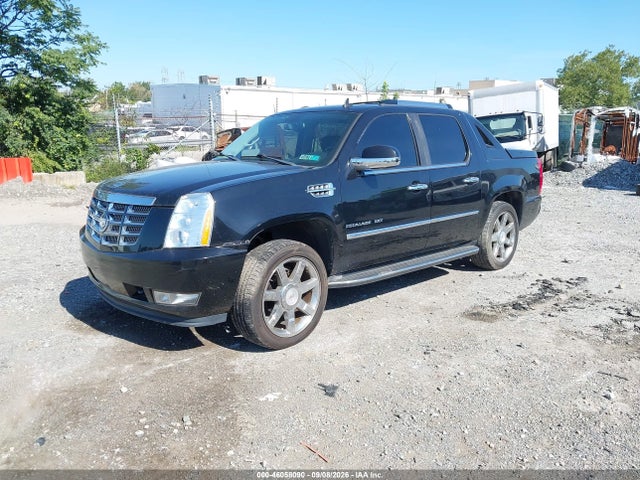 2011 Cadillac Escalade Ext Luxury მანქანა იყიდება აუქციონზე, vin: 3GYT4MEF4BG279063, აუქციონის ნომერი: 46058090