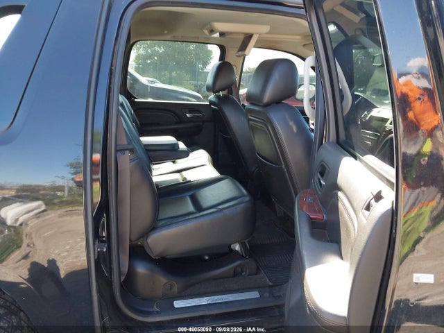 2011 Cadillac Escalade Ext Luxury მანქანა იყიდება აუქციონზე, vin: 3GYT4MEF4BG279063, აუქციონის ნომერი: 46058090
