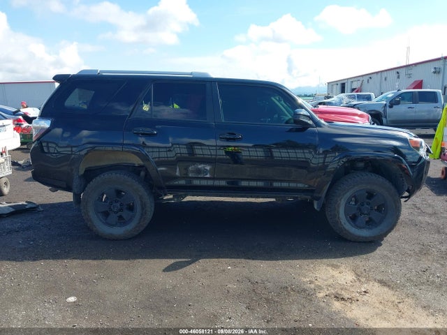 Toyota 4RUNNER SR5 2017 JTEBU5JR0H5459479 Image 13