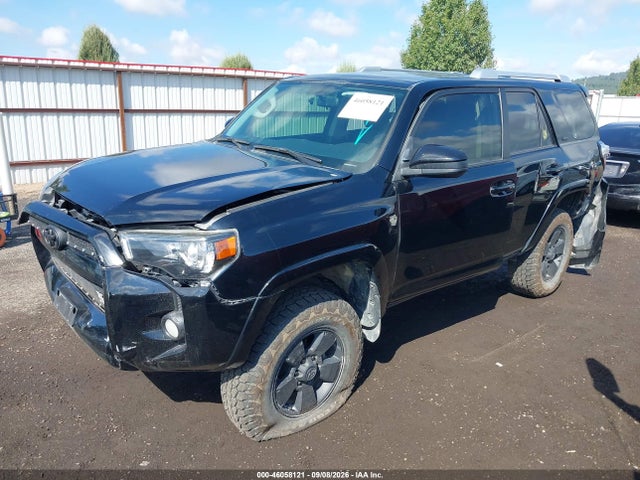 Toyota 4RUNNER SR5 2017 JTEBU5JR0H5459479 Image 2