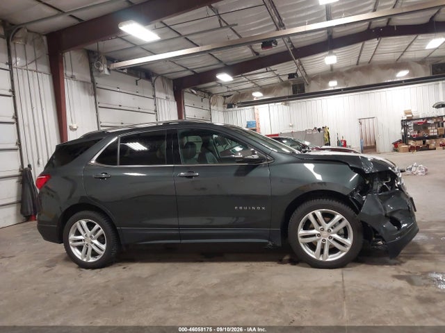 Продажа на аукционе авто 2020 Chevrolet Equinox Awd Premier 2.0l Turbo, vin: 3GNAXYEXXLS536947, номер лота: 46058175