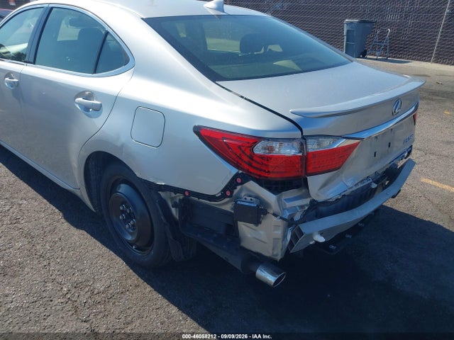 Lexus ES 350 2015 JTHBK1GG9F2187004 Image 17