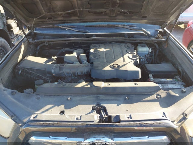 Auction sale of the 2012 Toyota 4runner Sr5, vin: JTEZU5JR0C5040832, lot number: 46058217